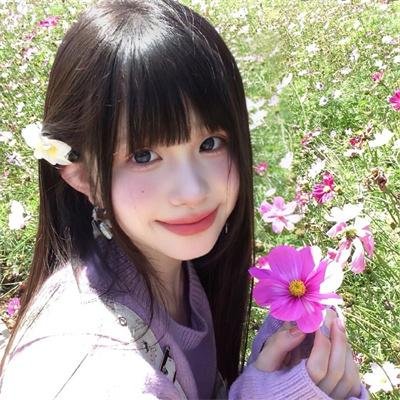 腰间持枪